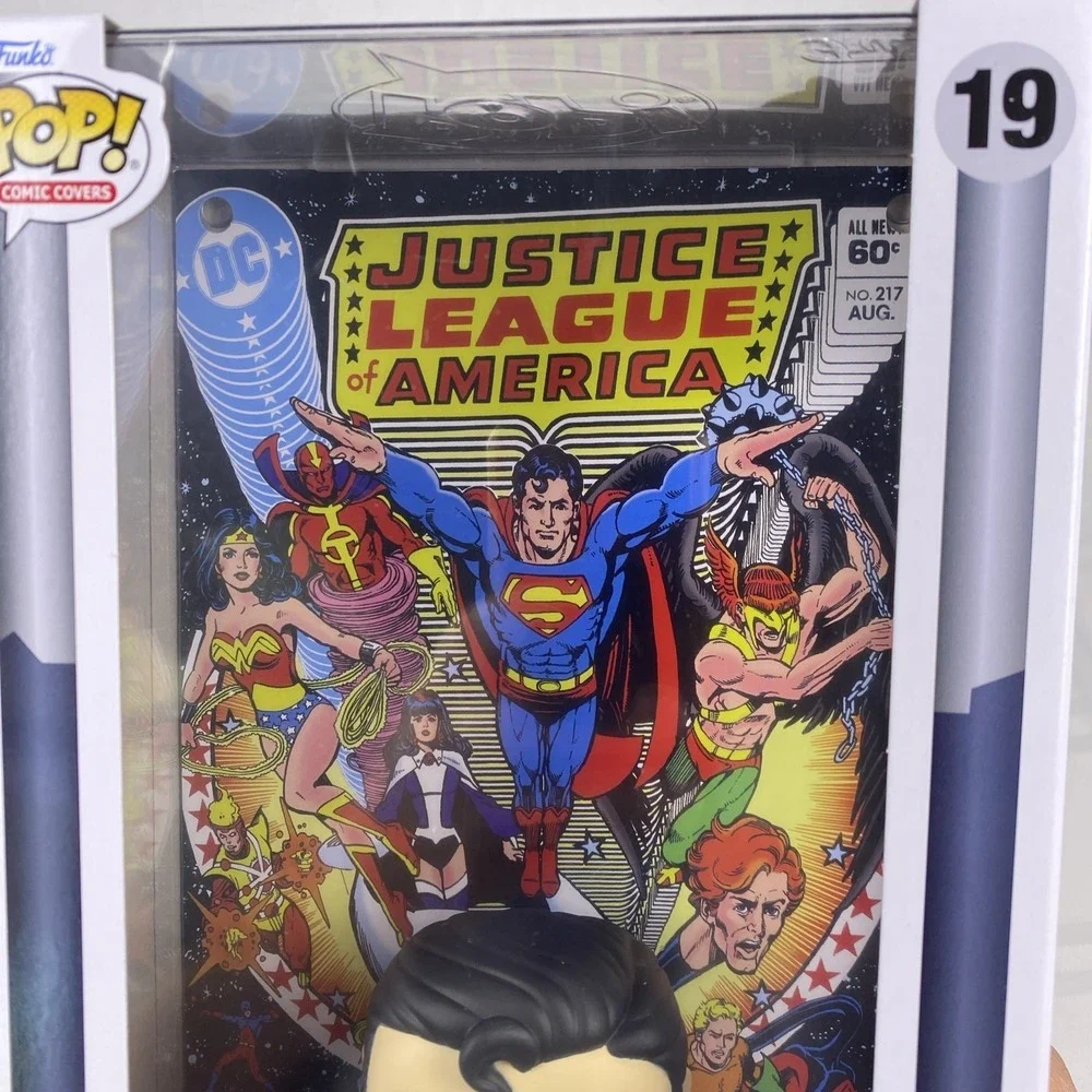 Funko Pop! Comic Book Cover: DC Universe - Superman - Target (Exclusive) #19